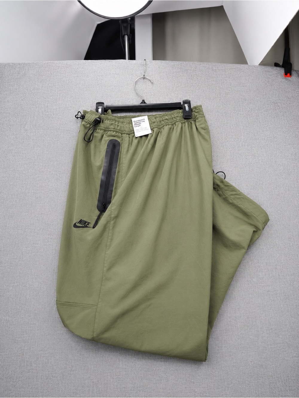 Nike Olive Green Men's Lightweight Jogger Pants